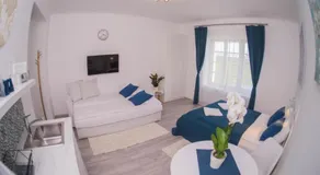 Rába Apartman House - Image 2