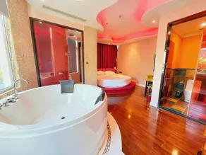 Haiting Theme Hotel - Image 3
