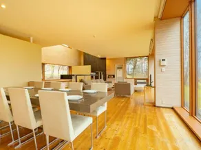 Susukian Lakeview Cottage - Image 5