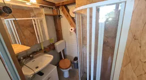 Quiet caravan in nature on Mur cycle path - Image 2