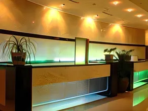 Oriental Crystal Hotel - Image 3
