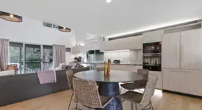 Cliff House Cottage - Modern Metung Retreat - Image 2