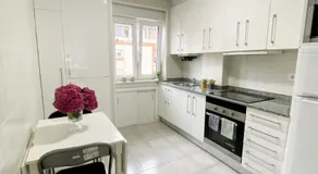 BRIGHT APARTMENT IN THE CENTER OF SANTANDER - Image 4