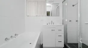 Parklea Unit 9 - Image 2