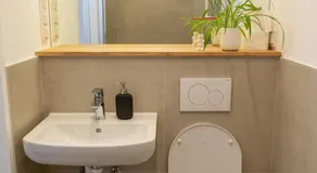 Small apartment with 24-hour check-in - Image 4