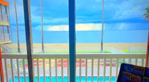 Sea Shell Inn on the Beach - Image 4