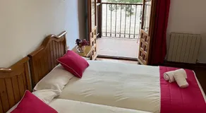 Hostal Ciudad Encantada - Image 2