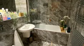 Heathrow luxury stay - Image 2