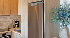 Kimata Sea View Apartment - Image 5