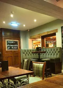 Red Lion Coaching Inn - Image 3