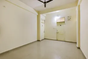 Radha Madhav Palace by OYO Rooms - Image 3