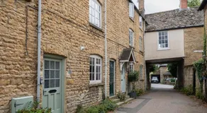 Diston's Lane - Beautiful 2BD Home, Perfect For Family Retreat! - Image 5