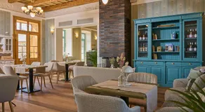 MONOslow - Wine, Dine & Rest - Image 4