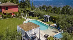 La Casa Fra gli Ulivi luxury apartments with pool near Cinque Terre and Tuscany - Image 5