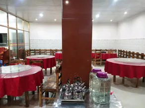 Wuding Youhua Business Hotel - Image 5