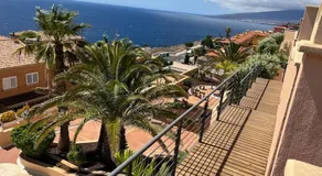 Casa Adosada de lujo con piscina y vistas al mar - Image 4