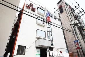 Changwon Masan Jeil - Image 2