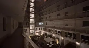 Zsigmond Gardens Cosy flat - Image 4