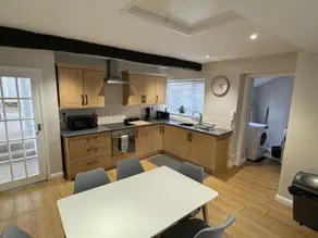 Prime Location Cockermouth Main Street - Sleeps 6 - Image 3