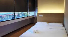 EZ Suites - Image 2