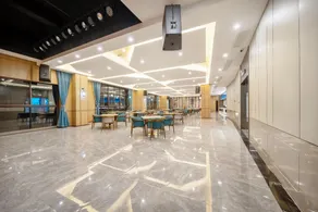 Starway Hotel Wuhu Fantaworld Government Center - Image 2