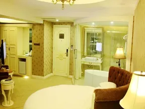 Vienna Hotel Yongzhou Zhiyuan New Bund - Image 5