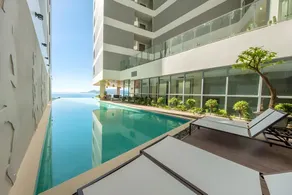 Terrace connecting suite in Panorama by HLG - Image 3