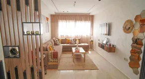 5 min drive from Train Station with Parking, Air Conditioning & IPTV - Image 2