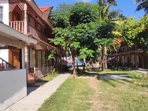 Sundaze Beach Resort - Image 5