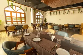 Krown Palace Resort - Image 4