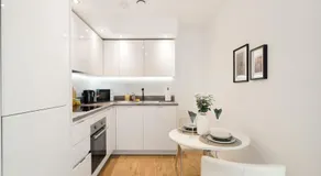 New-Build 1-Bed Apartment in Luton - Image 3