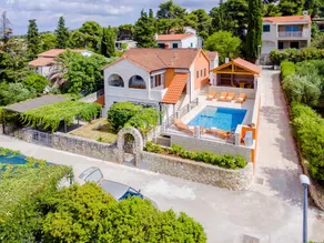 Holiday Home Villa Frančeska - Image 4