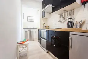 Stadtblick-Apartment-Eigenes Badezimmer-BSM - Image 5