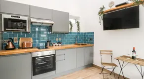 The Netherend Inn - Pet Friendly Haven - Image 3