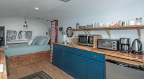 Sleek Retro Airstream Rental for Glamping for Two near Downtown Austin - Image 4
