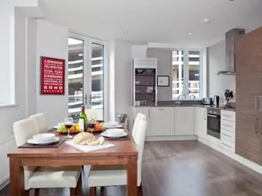 One White's Row Apartments - Image 3