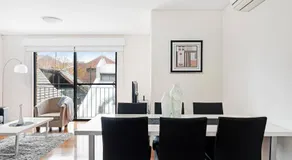 Parklane Apartments - Image 3
