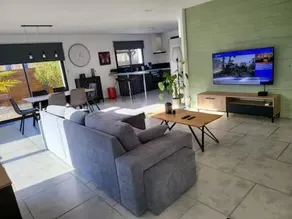 Newlook 1 - Image 4