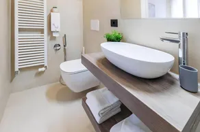 Villa Luccon Mirano • Elegant Double/Twin Room 1 - Image 2