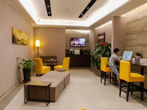 Home Inn Plus (Tianjin Railway Station Jinwan Square) - Image 5