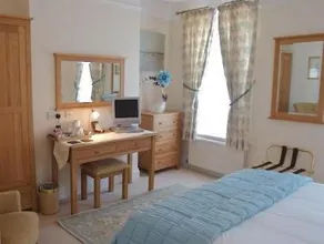 Chestnuts House Boutique B&B - Image 3