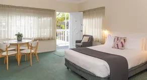 Pacific Motel 09 - Image 2