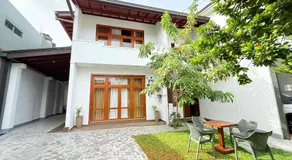 The Residence Retreat - Image 4