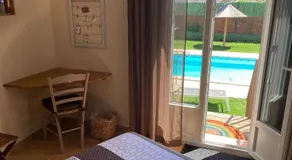 Les chambres d'hôtes d'Eloïse, piscine privée - Image 2