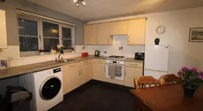 Stirling House Sheffield by Smart Corporate Stays - Image 4