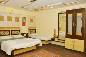 HOTEL SAI SURAJ PALACE - Image 4