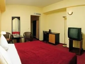 Hotel Neon - Image 3