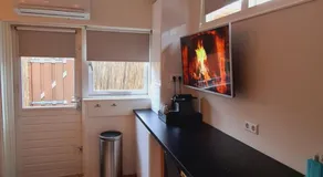 Studio Baarn with patio, airco, pantry, bedroom, bathroom, privacy - Amsterdam, Utrecht - Image 5