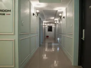 Two Be In Tourist Hotel - Image 3