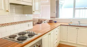 Stone's Throw To The Beach 2 92 Rocky Point Road - Image 3